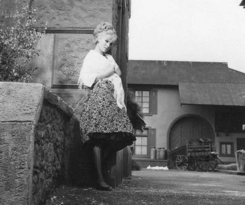 Frankenstein Created Woman35