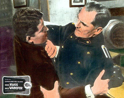 kiss of the vampire24