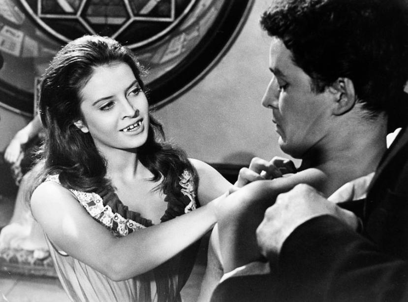 kiss of the vampire5