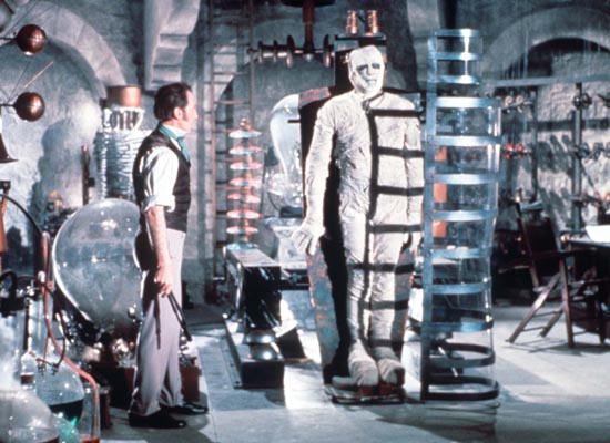 BORIS KARLOFF AND COLIN CLIVEFRANKENSTEINCOPYRIGHT SKY MOVIES GOLD