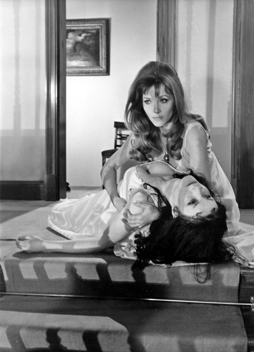 The Vampire Lovers25