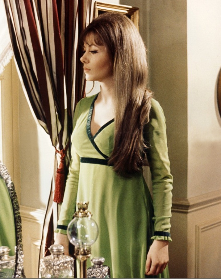 The Vampire Lovers35