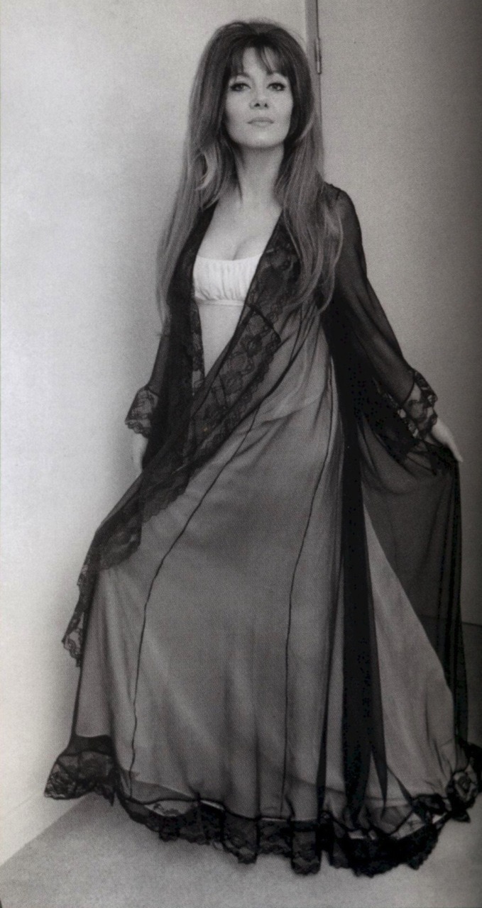 The Vampire Lovers50