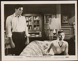 i_married_monster_from_outer_space43