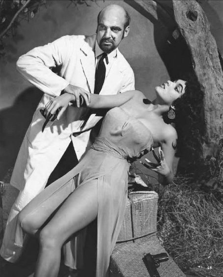 mesa of lost women14