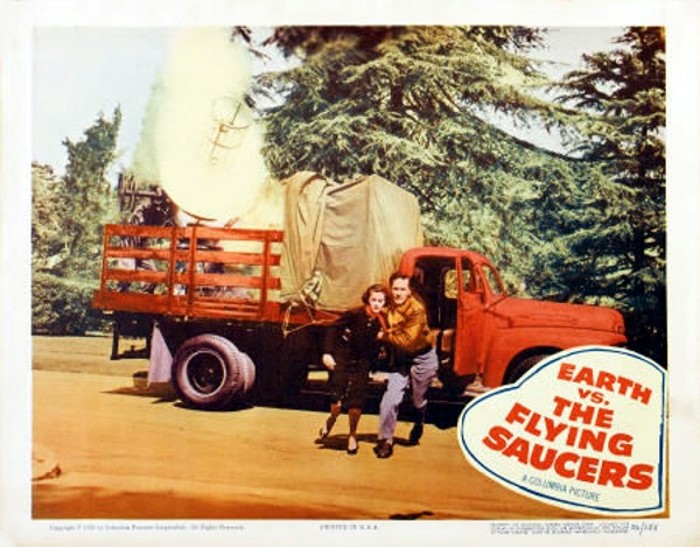 earth_vs_flying_saucers17