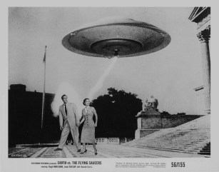 earth_vs_flying_saucers48