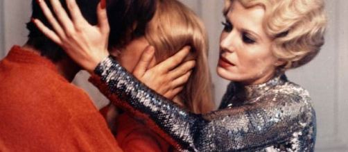 daughters-of-darkness