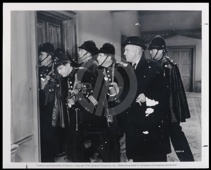 The Invisible Man Returns34