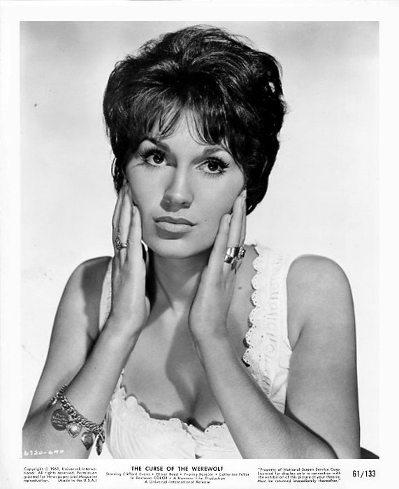 The Curse of the Werewolf 32