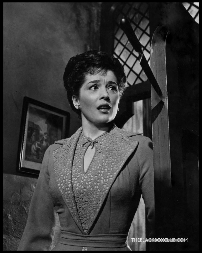 The Shadow of the Cat 38