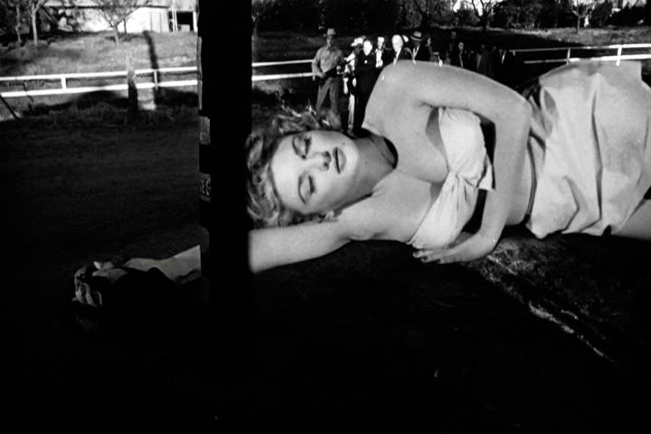 Attack of the 50 Foot Woman15