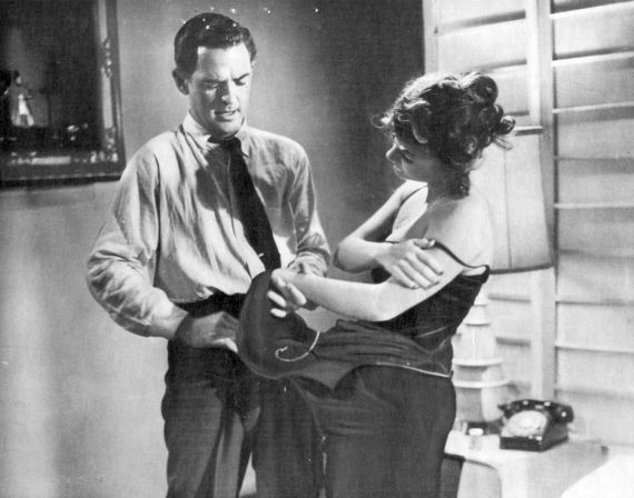 Attack of the 50 Foot Woman16