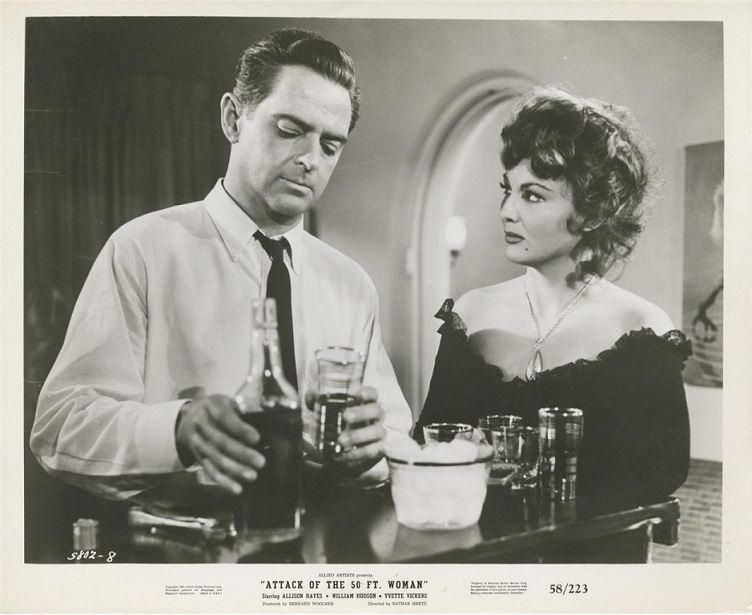 Attack of the 50 Foot Woman5