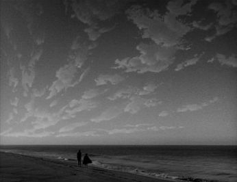 I Walked With a Zombie 48