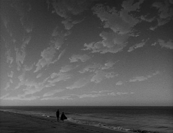 I Walked With a Zombie 48