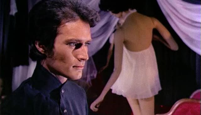 hatchet for the honeymoon 14