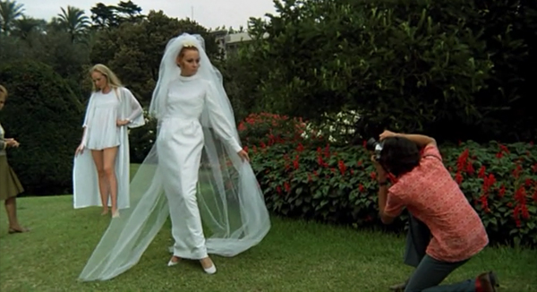 hatchet for the honeymoon 26