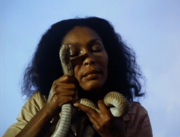 night of the cobra woman 5