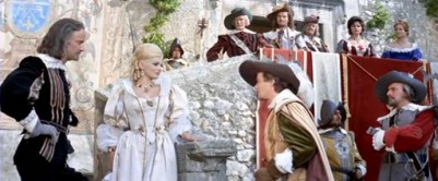 Queen of the Pirates 23