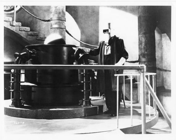 The Invisible Ray 34