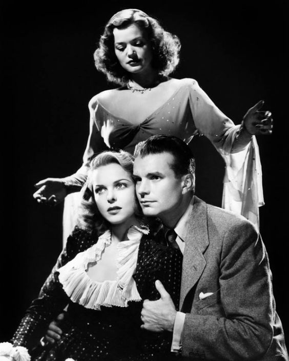 The Curse of the Cat People 13