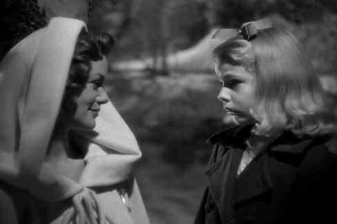 The Curse of the Cat People 14