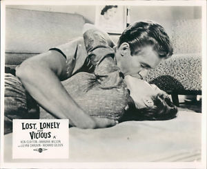 Lost, Lonely and Vicious 17