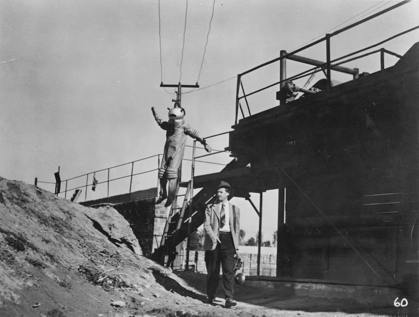 Phantom From Space 28