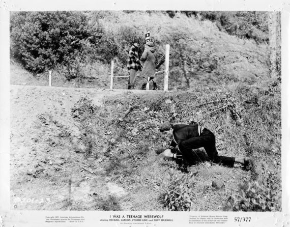 i-was-a-teenage-werewolf-26