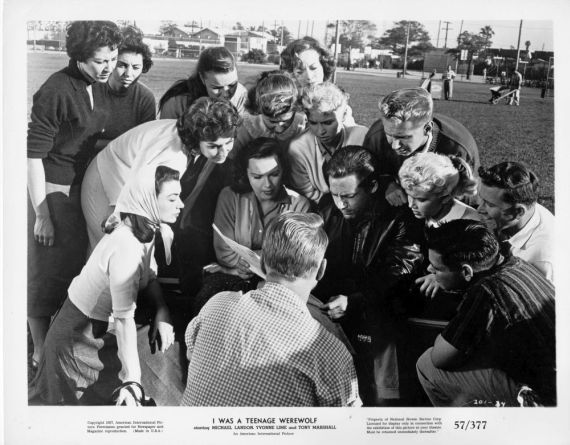 i-was-a-teenage-werewolf-31