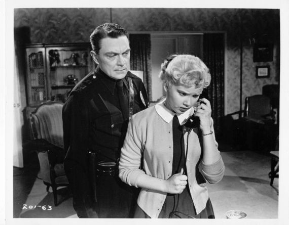 i-was-a-teenage-werewolf-38