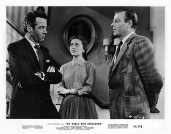 terror-in-the-haunted-house-28