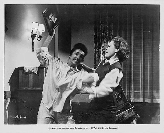 blood-of-dracula-1957-6