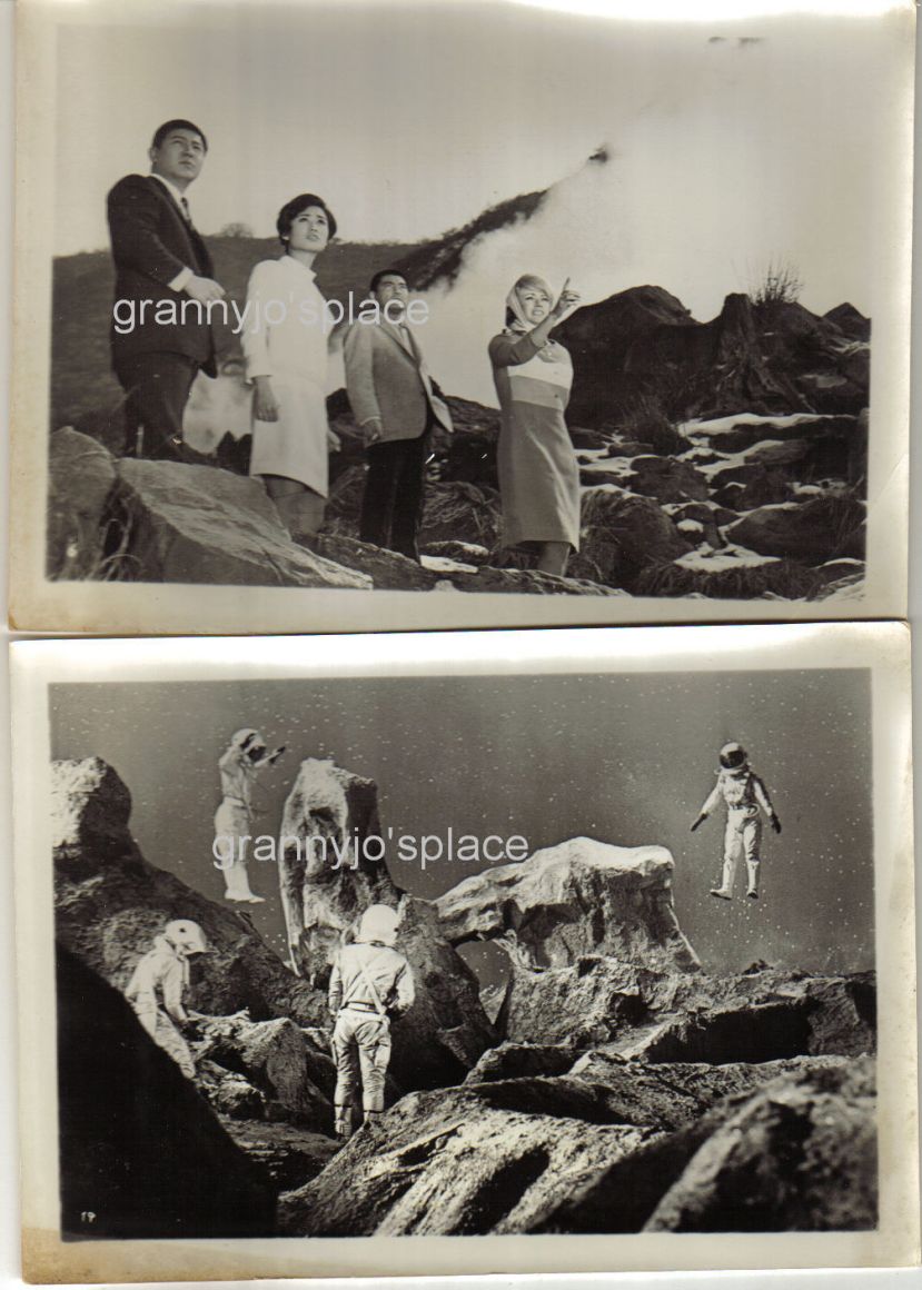 x-from-outer-space-39