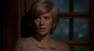 the-perfume-of-the-lady-in-black-13