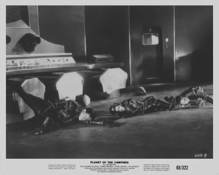 planet-of-the-vampires-24