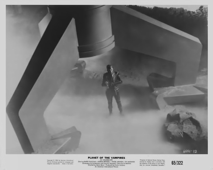 planet-of-the-vampires-27