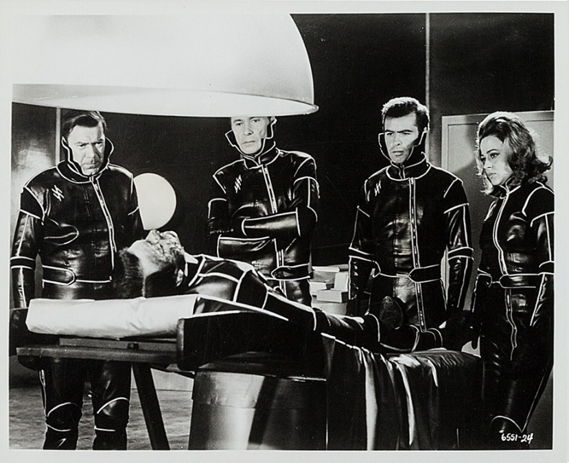 planet-of-the-vampires-82