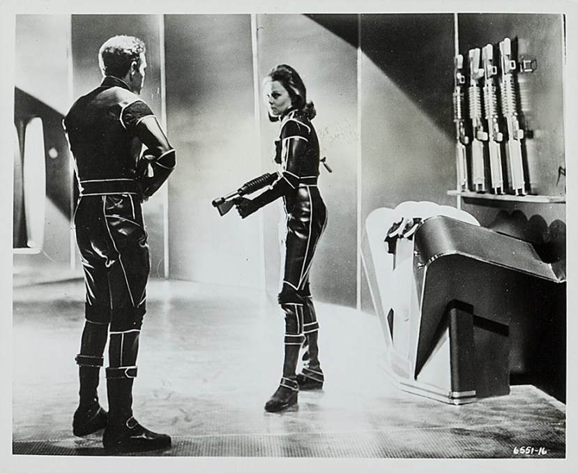 planet-of-the-vampires-83