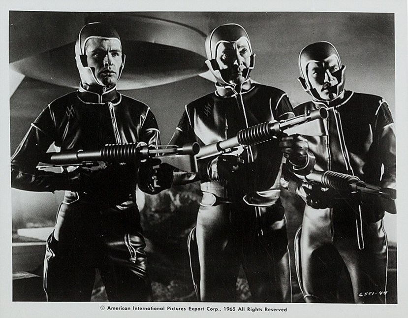 planet-of-the-vampires-90